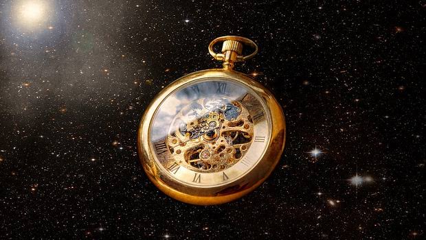 The nature of time in space: Bends, Measurements, and Perceptions